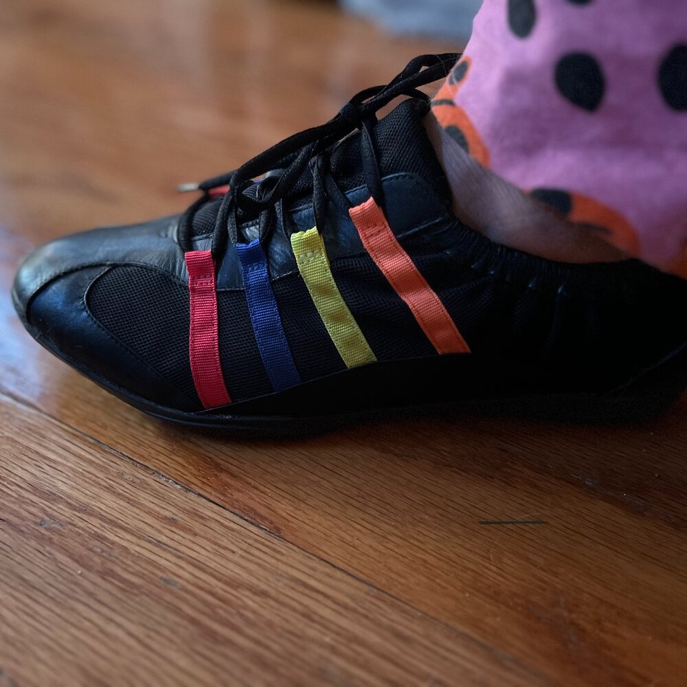 Hush Puppies Black leather Sneakers w multi-color ribbon accents Women's size 10 - Picture 7 of 9